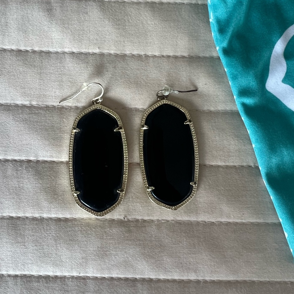 Kendra Scott Danielle Earrings; Black, Dust Bag I… - image 2